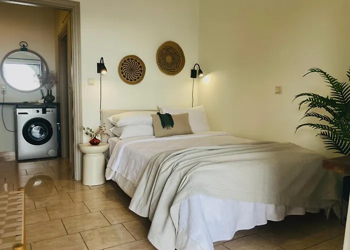 Selini Mani Apartment