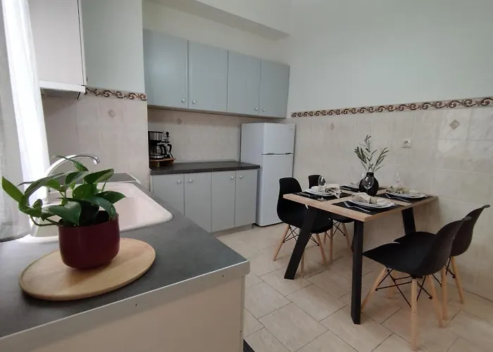 Selini Mani Apartment *