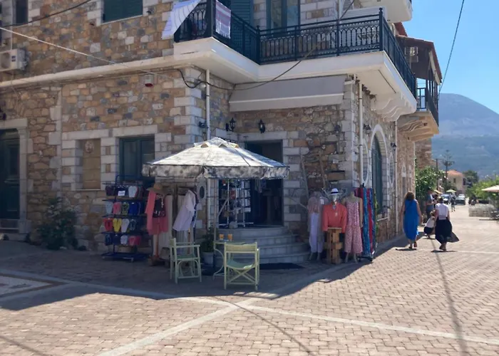 Selini Mani Apartment